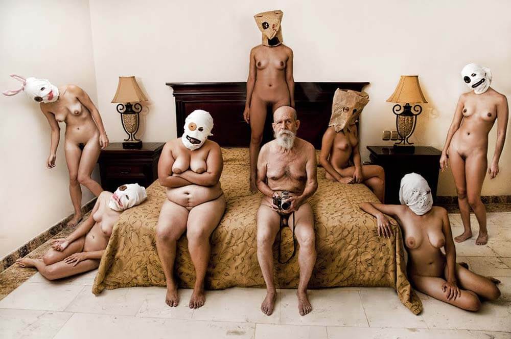 Desnudo artístico de ancianos y mujeres de Julio Sanz